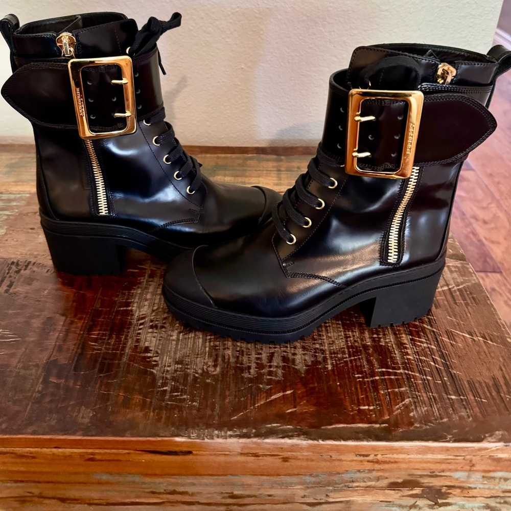 Burberry Moto boots